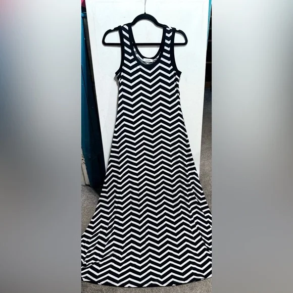 Calvin Klein | Dresses | Calvin Klein Strapless Black And White Aline Dress  | Poshmark